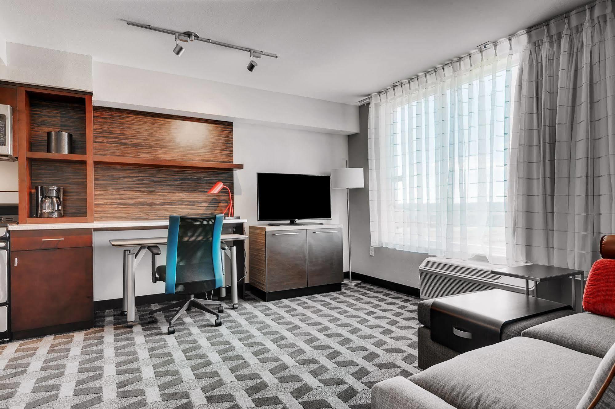 Towneplace Suites By Marriott Austin Parmer/Tech Ridge Екстериор снимка