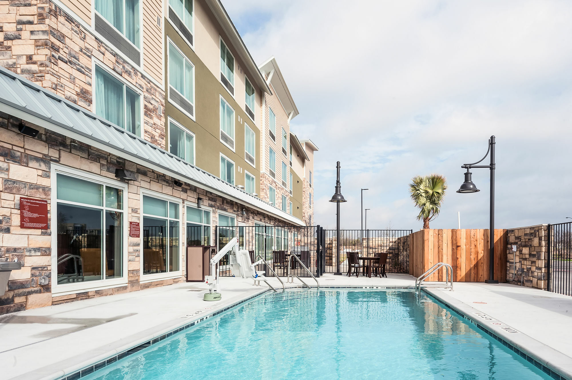 Towneplace Suites By Marriott Austin Parmer/Tech Ridge Екстериор снимка